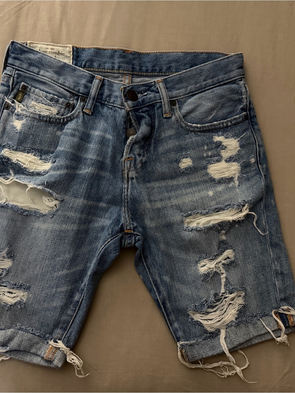 Abercrombie & Fitch Distressed Blue Denim Men’s Shorts